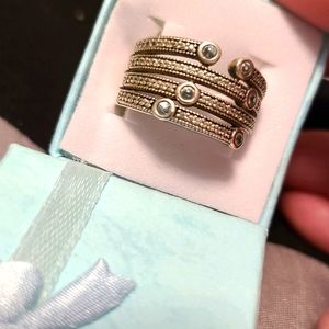 Pandora ring